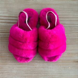 Girls Ugg slippers pink size 11